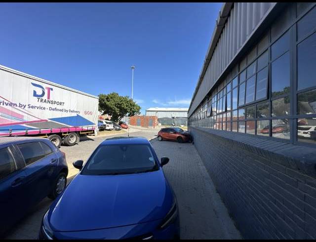 1,000M² WAREHOUSE TO LET IN KRAAIFONTEIN INDUSTRIA